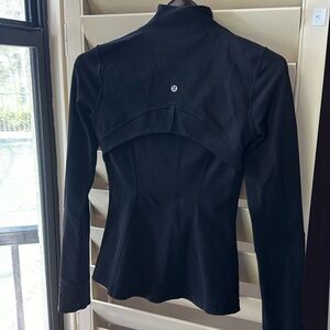 Lululemon define jacket Luon. Good condition.